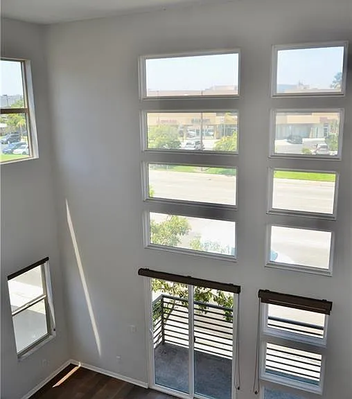 1500 W Artesia Sq #A — Photo 10