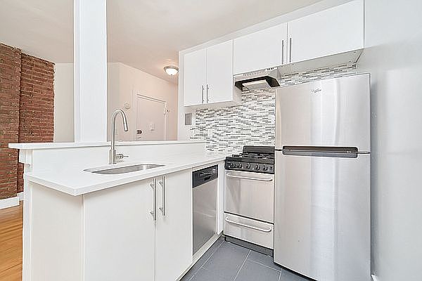 1st image of 319 E 95th St APT 16