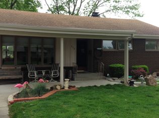 254 S Division St, Auburn, IN 46706