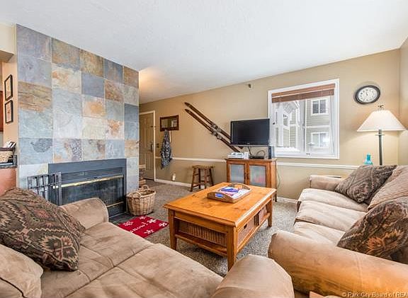 5th image of 1885 Prospector Ave #A-1