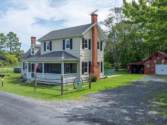 2nd image of 4707 Steamboat Rd