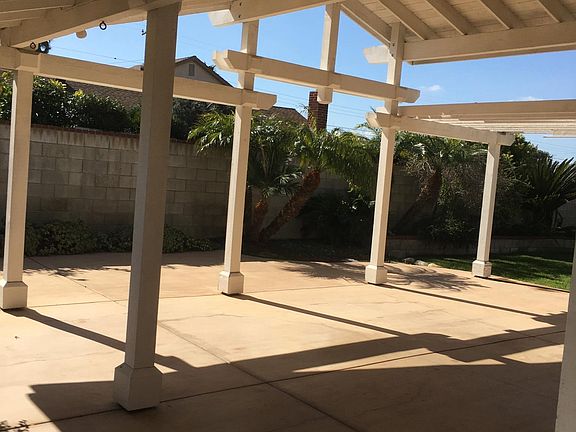 4th image of 4461 Mount Bigelow Dr