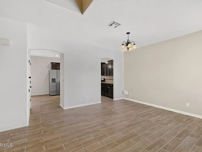 14613 Sunny Land Ave — Photo 11
