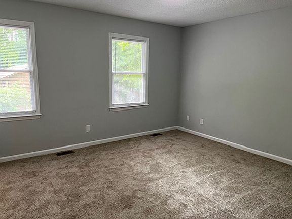5th image of 101 Terrace Dr #104
