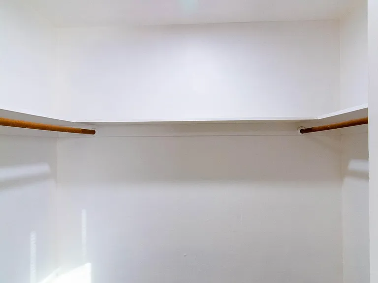 2174 Royal Dr #6 — Photo 6