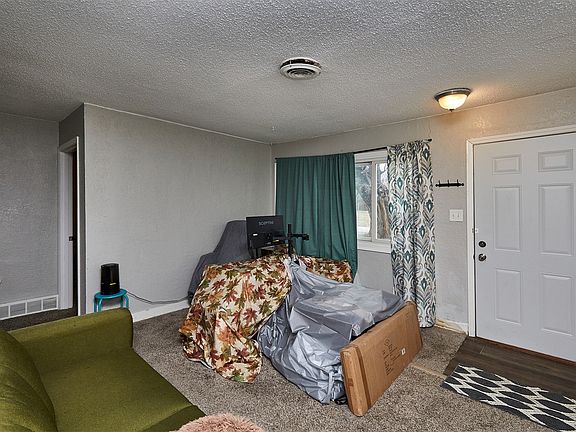 5th image of 2544 Vale St
