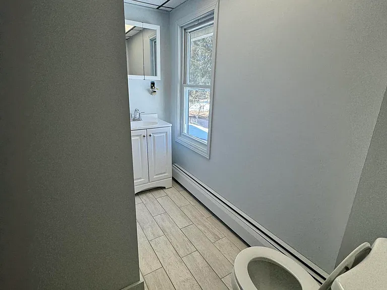 2565 Easton Tpke — Photo 9