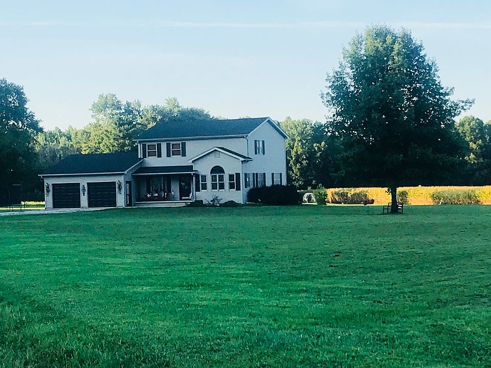 Lovely 3Bedroom, 3Bath Home.