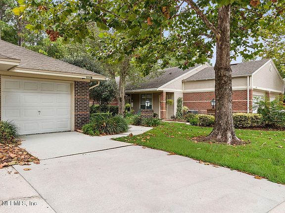 2nd image of 4526 MIDDLETON PARK Circle W