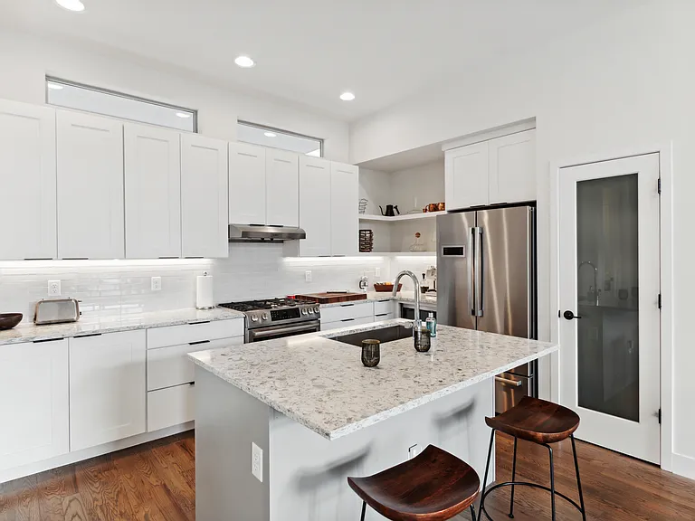2345 N Decatur St — Photo 2