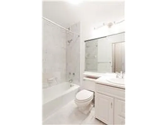 Rented by Douglas Elliman | media 15