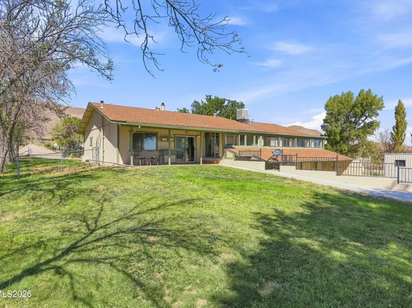 54 Locust Dr, Yerington, NV 89447