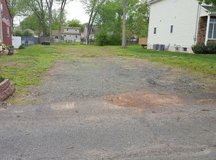 84 Walnut Ave, Bridgewater, NJ 08807