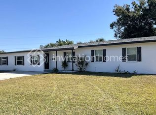 4000 Marlin Dr SE, Saint Petersburg, FL 33705