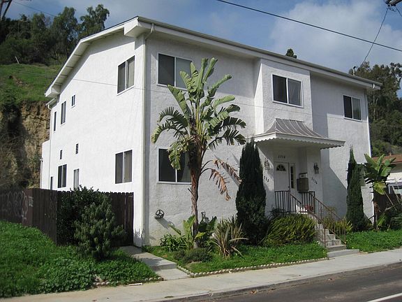 2nd image of 2736 Reynard Way #2736
