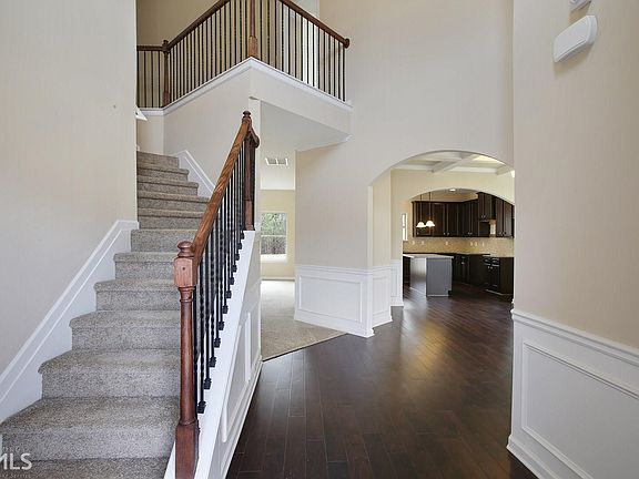 2nd image of 1501 Clubhouse Ct #334