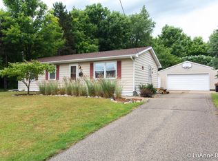375 Nelson St NW, Sparta, MI 49345