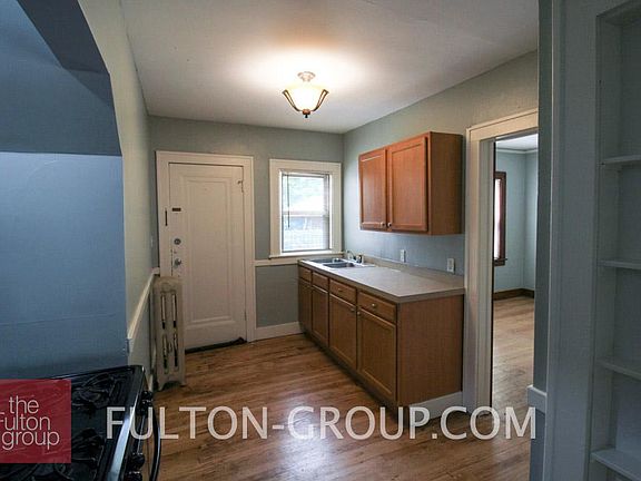 4th image of 65 Packard Ave SE #2