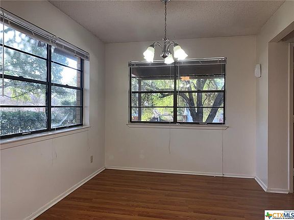 4th image of 710 Kathy Dr