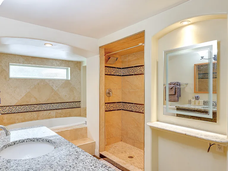 7122 N 23rd Dr — Photo 14