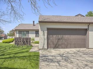 1101 Pomona Dr, Champaign, IL 61822