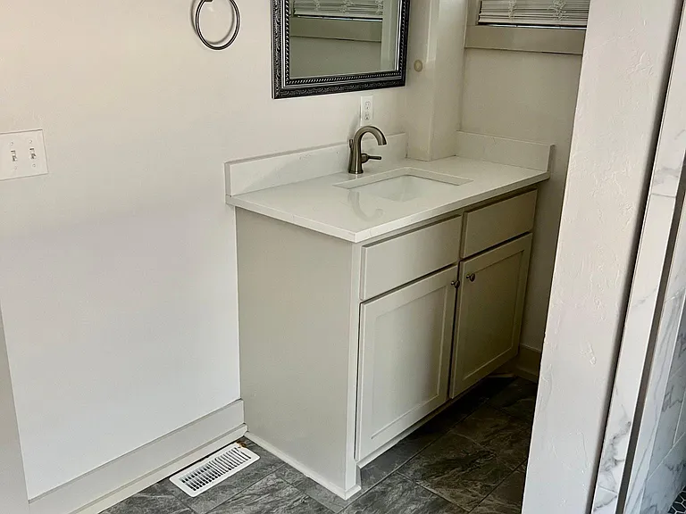 442 Elm Ave — Photo 7