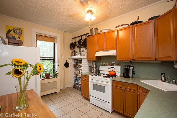 Sold by Garfield Realty  | media 14