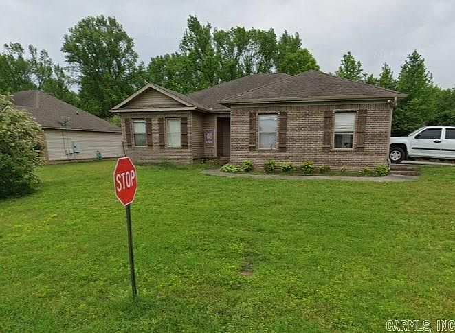 1st image of 51 Willow Lake Dr