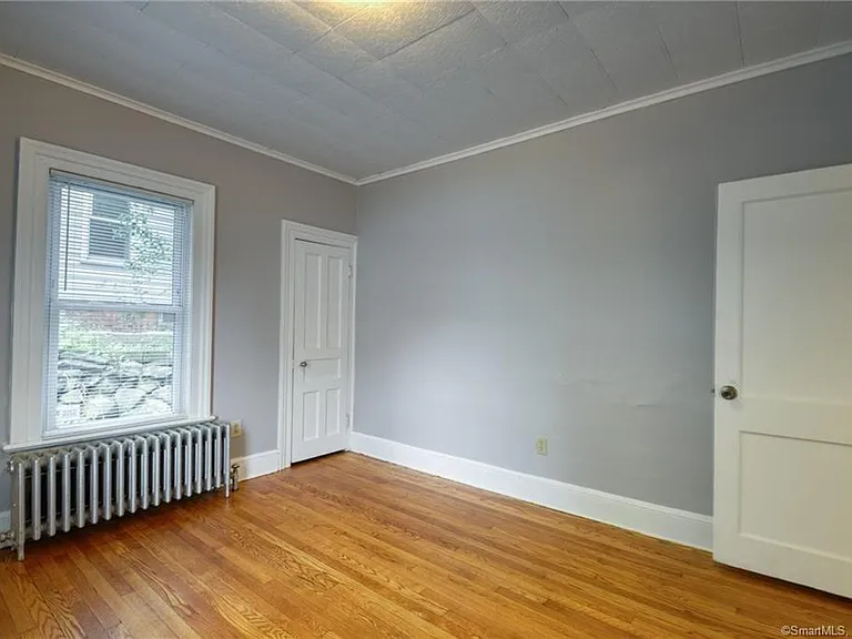 76 James St #1 — Photo 10