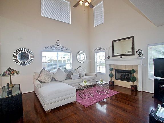 5th image of 2865 Westhollow Dr Unit 42