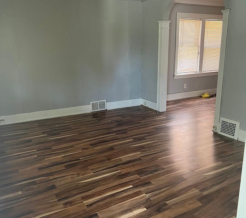 2nd image of 12696 Northlawn St
