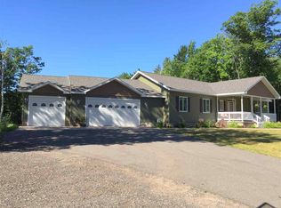 130 Chapel Ridge Rd, Marquette, MI 49855