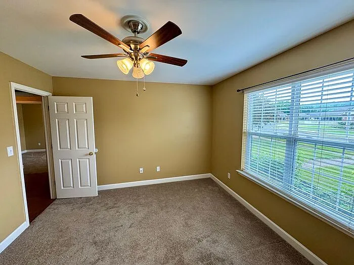 5311 Frankford Dr SE — Photo 14