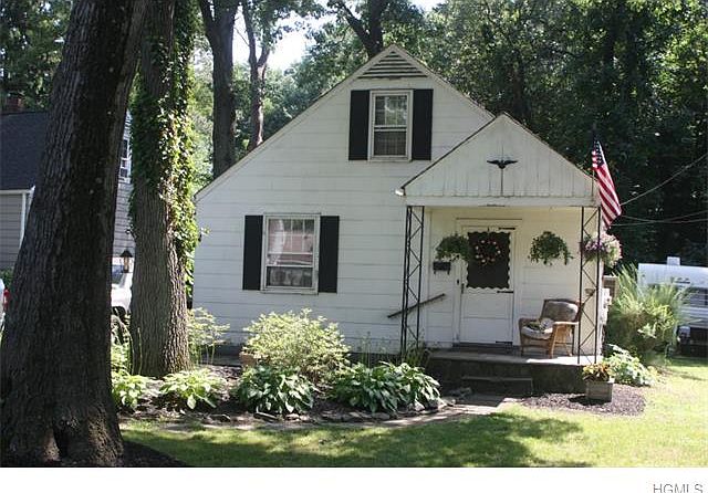 1st image of 7 Vanamee St