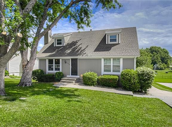 3rd image of 1909 Place Liberte Dr