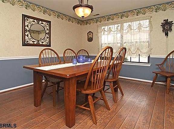 2nd image of 210 Allens Ln #425