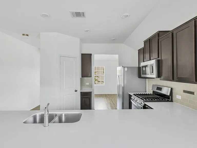 21316 Quick Fox Dr — Photo 10