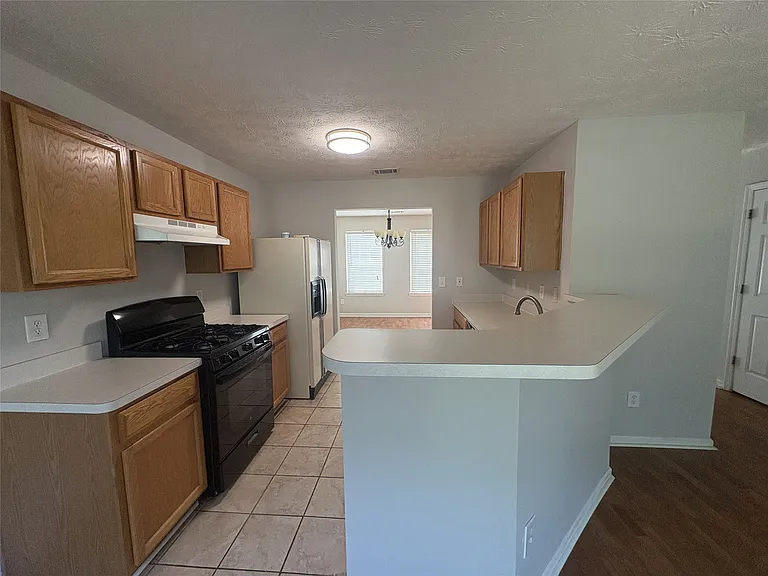 1863 Skylar Leigh Dr — Photo 5