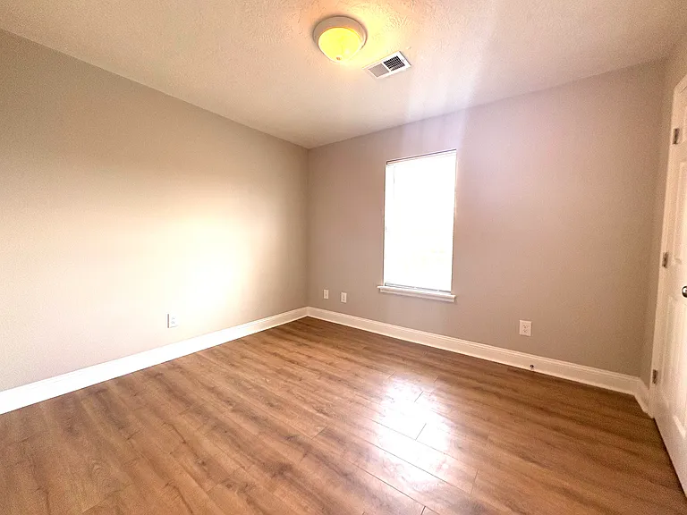 2812 Cranbrook Dr — Photo 7
