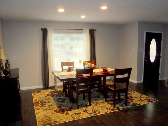 2nd image of 2317 Mesquite Ct W