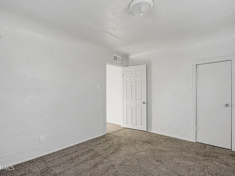 580 Chula Vista St — Photo 24