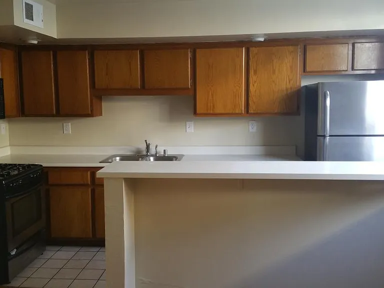 3125 S Canfield Ave #106 — Photo 10