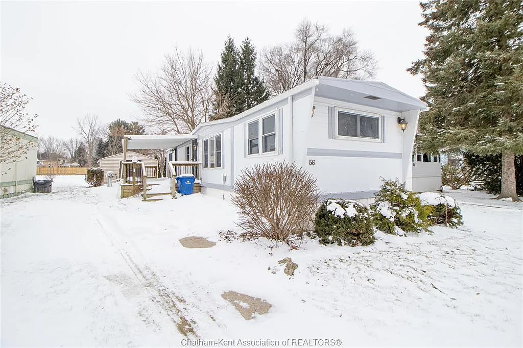 56 Regency Dr photo 1