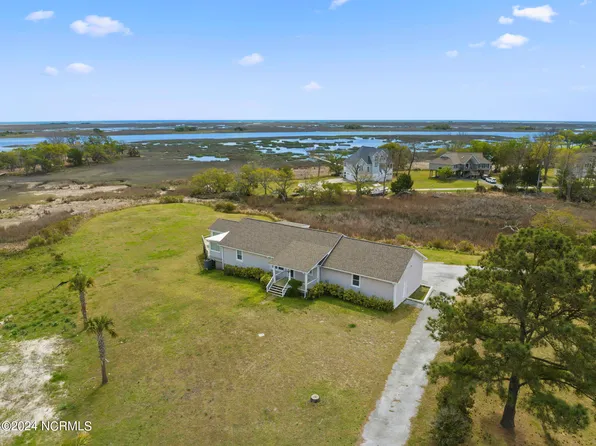 153 Dogwood Lane, Hampstead, NC 28443