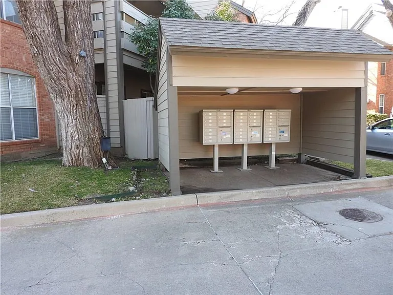 248 Jefferson Pkwy — Photo 19
