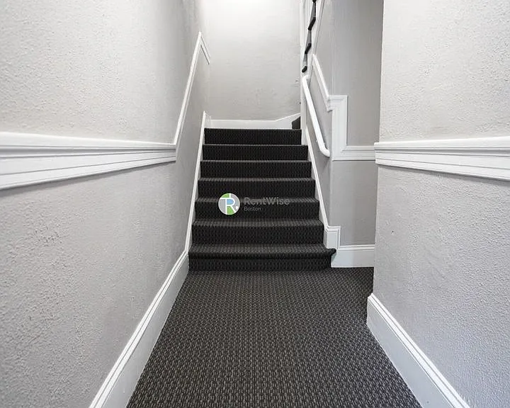 4 Ashford St #A — Photo 13