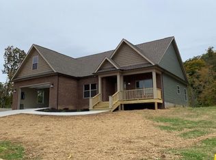 102 Raelyn Ridge Way, Clinton, TN 37716