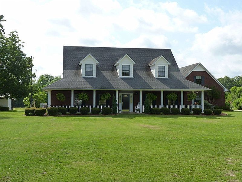 1st image of 864 County Road 250
