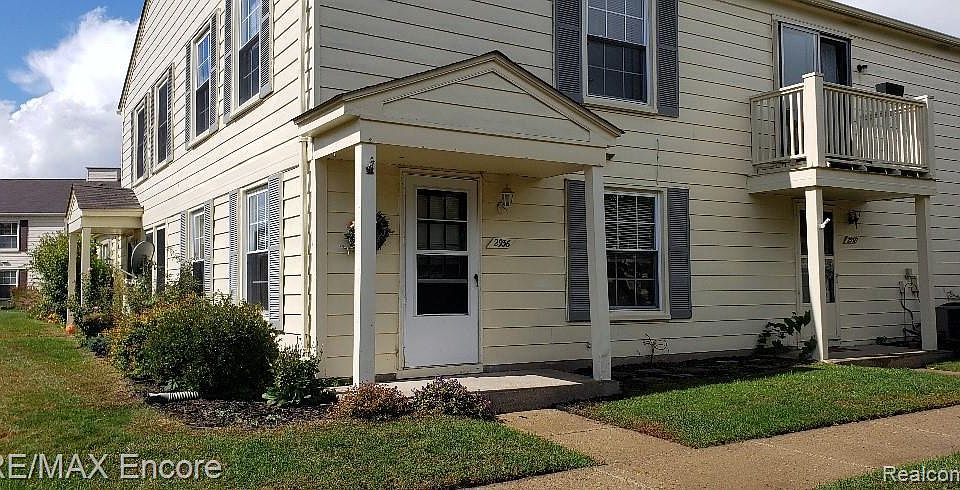 1st image of 2936 Meadowbrook Ct #A