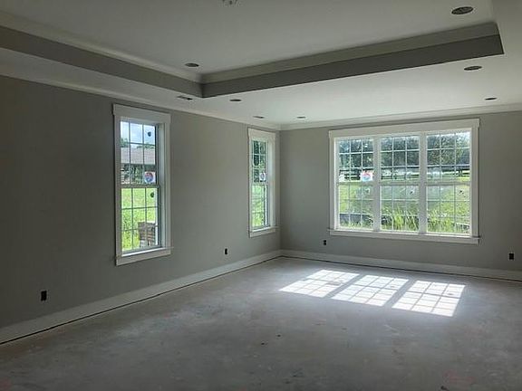 4th image of 104 Rochester Dr Lot 19